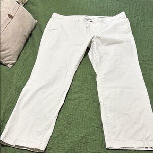Goodfellow & Co White Chinos